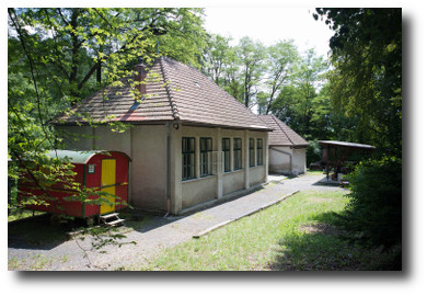 The former school building 'Waldschule Helenenschacht'